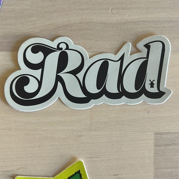 Dutch Bros 4 pack - Picture 5 of 6